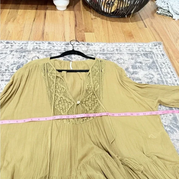 Free People oversized Gold / brown Tiered Long Sleeve Blouse size small - Picture 10 of 10